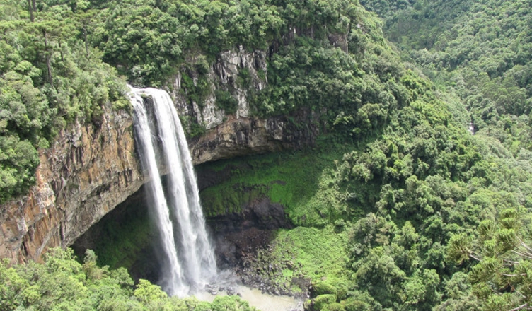 Serra Gaúcha: Roteiro por Gramado, Canela e Vinhedos